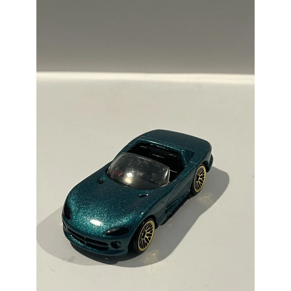 Hot Wheels Dodge Viper RT/10 Metallic Teal Gold Wheels Diecast Car Mattel